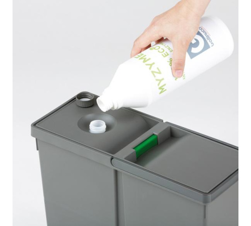 9xl-bottiglia-mano-spr-copia_0_27757048